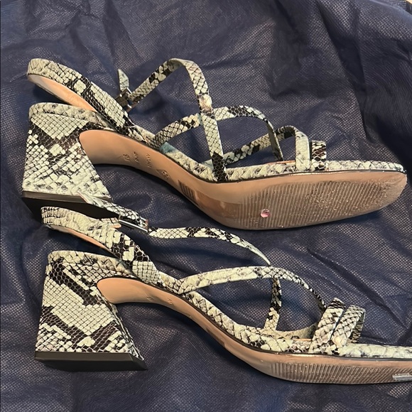 Antonio Melani Blue Flat Sandals with Ankle Strap - Picture 3 of 4